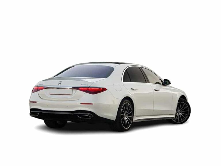 Mercedes S-Class Rear view