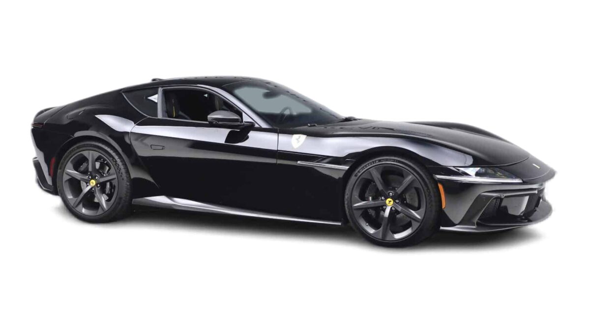Ferrari 12Cilindri - lateral view